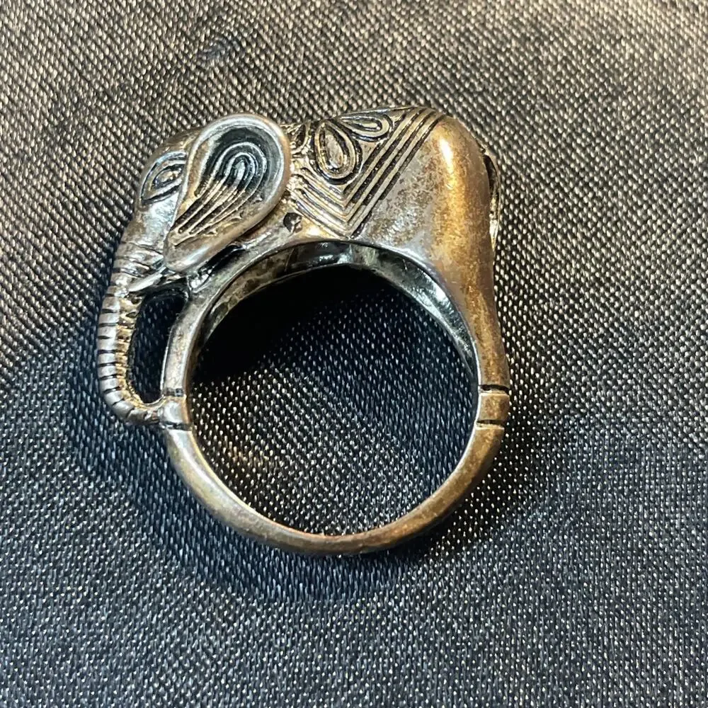 Vintage Bali Style 3D Elephant Animal Statement Ring Heavy Silver Tone Sz9